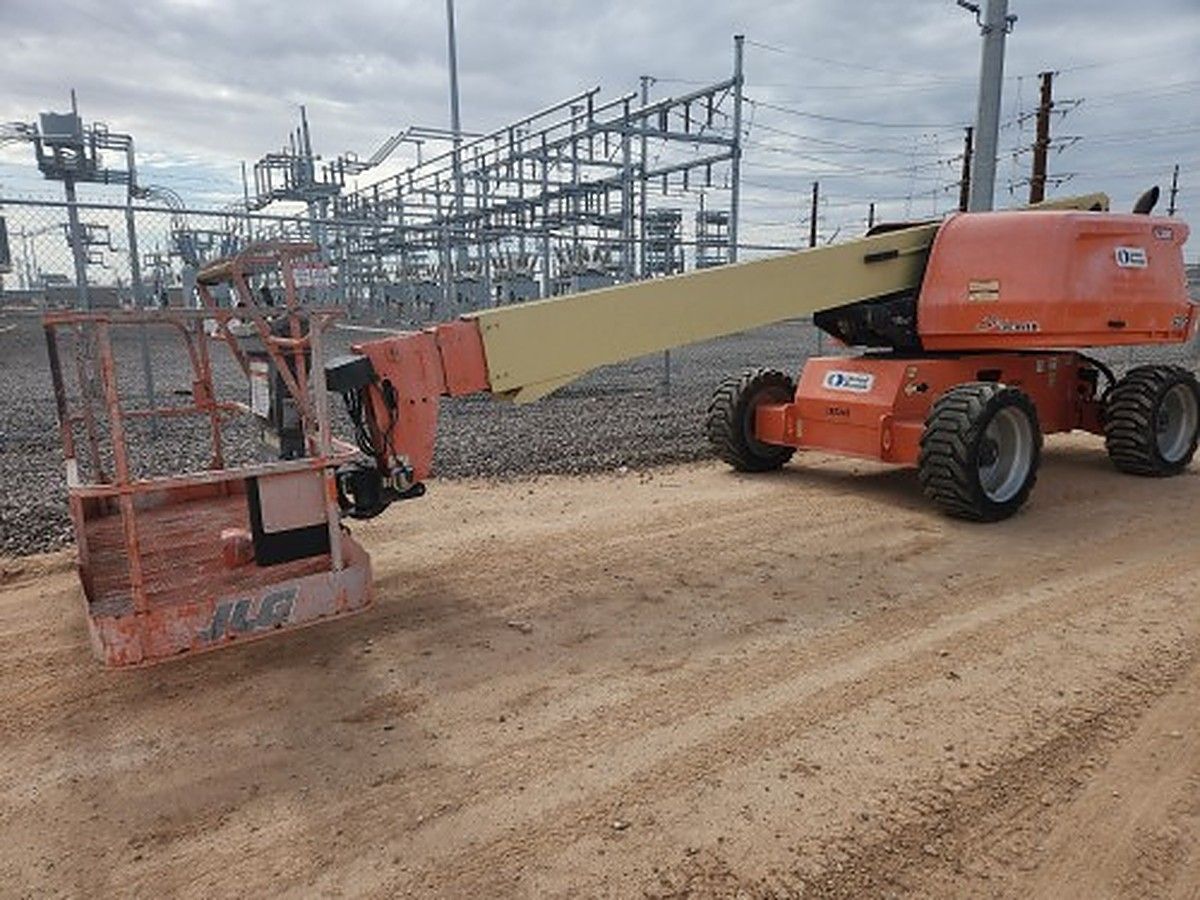 JLG 600S photo 2