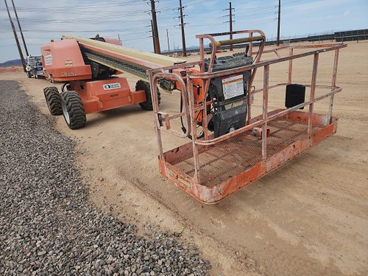 JLG 600S photo 4