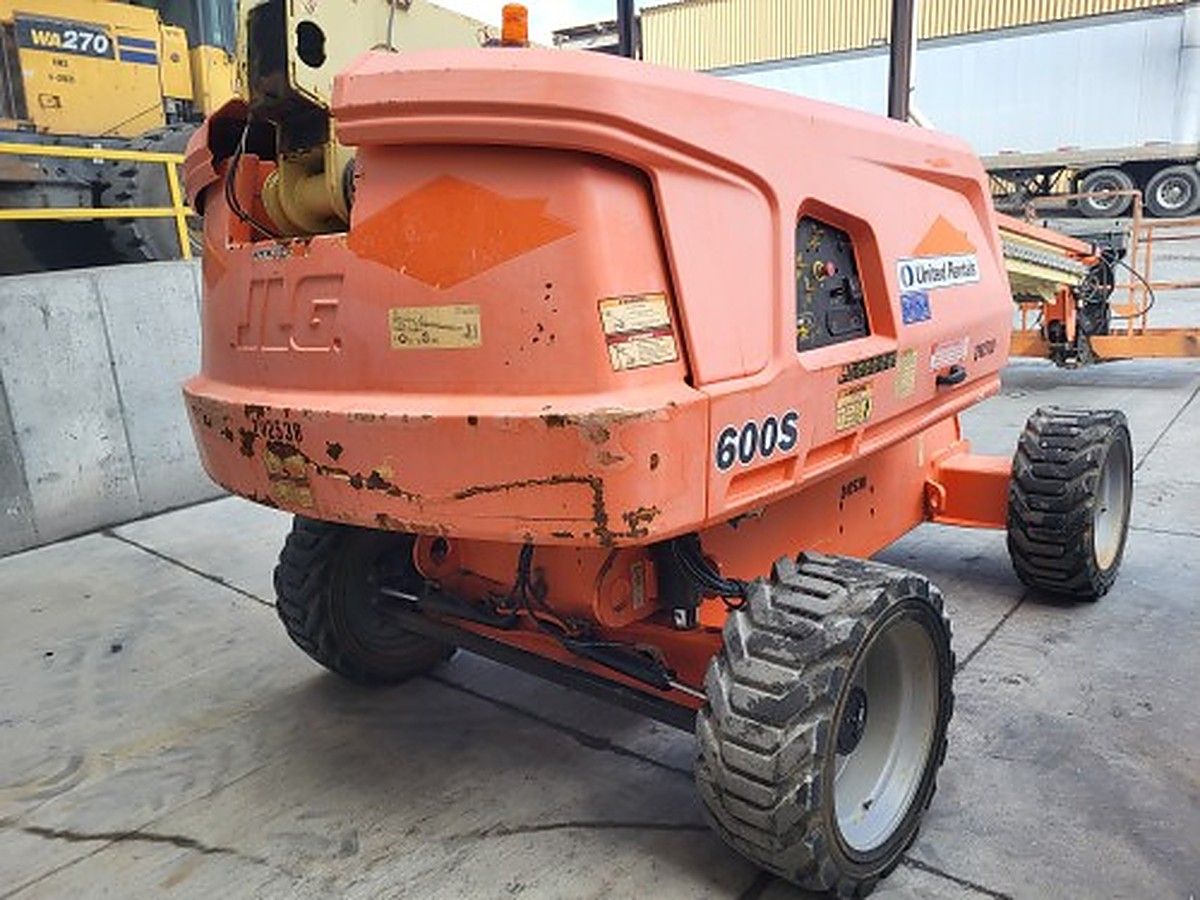 JLG 600S photo 2