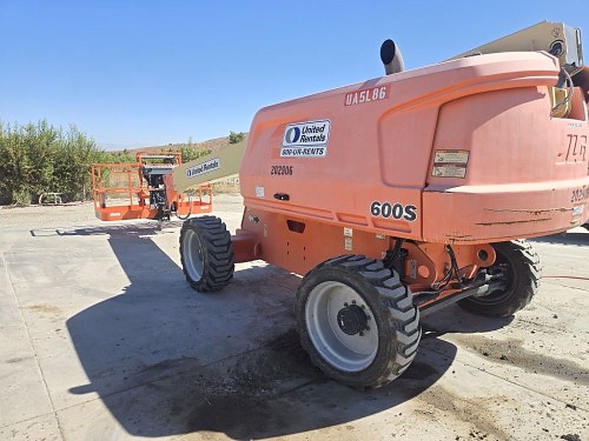 JLG 600S photo 3