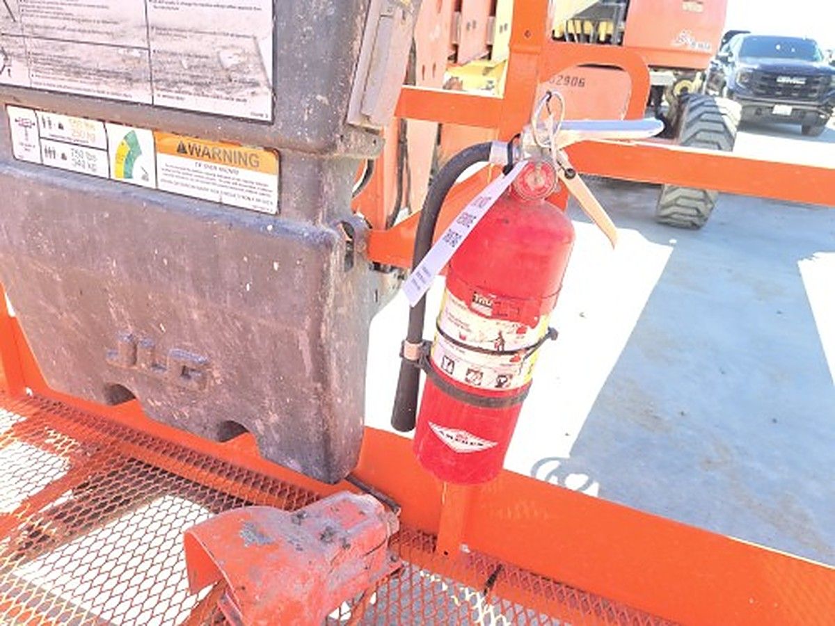 JLG 600S photo 5