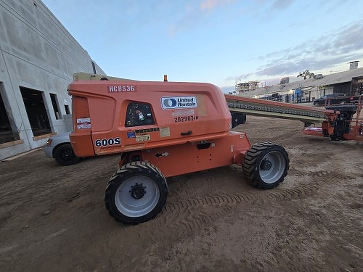 2018 JLG 600S for sale in Las Vegas, NV