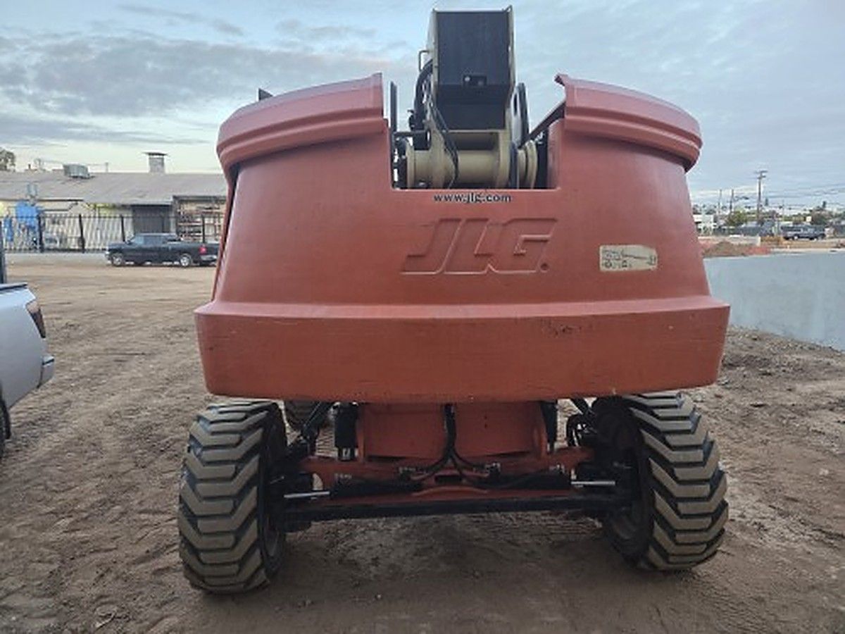 JLG 600S photo 2