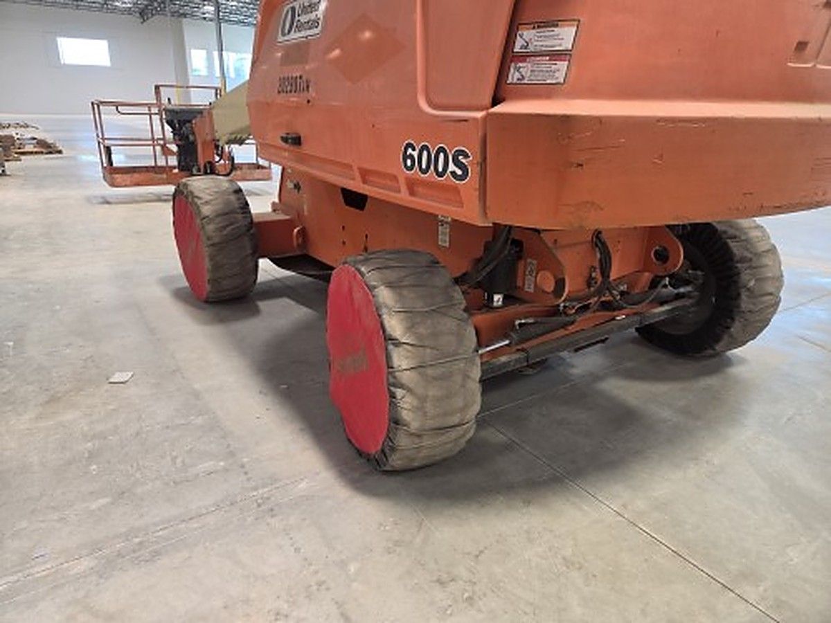 JLG 600S photo 5