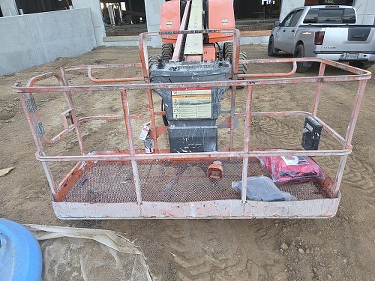 JLG 600S photo 8