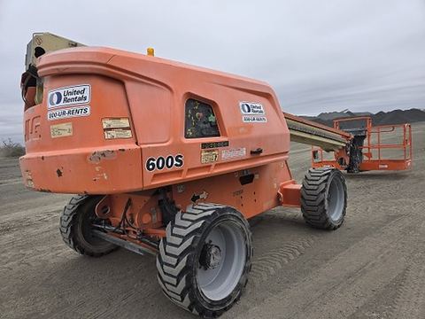 2018 JLG 600S Boom 60-64' Telescopic