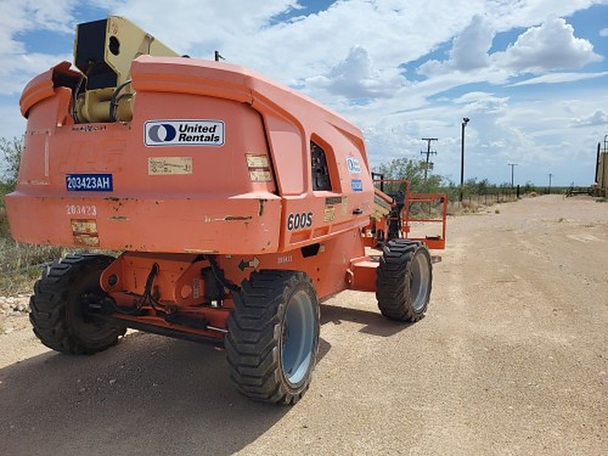 JLG 600S photo 3