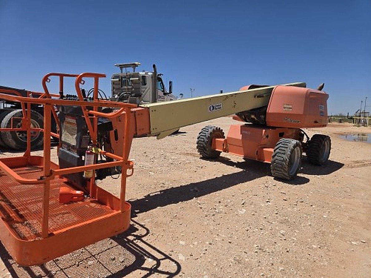 JLG 600S photo 10