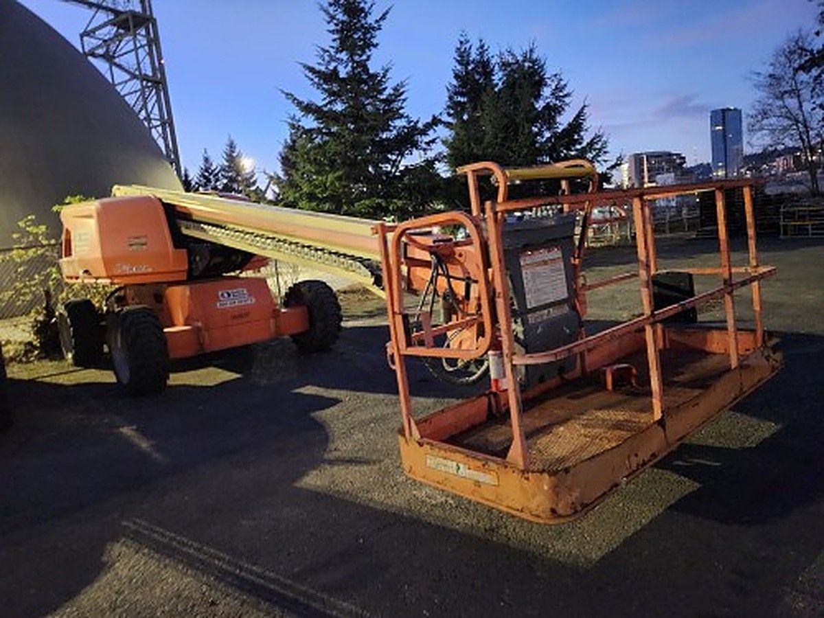 JLG 600S photo 10