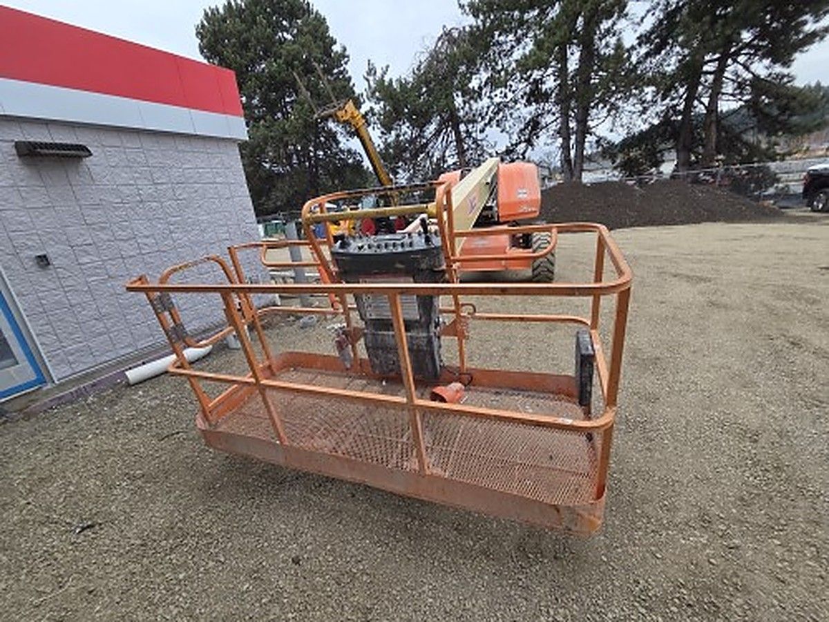 JLG 600S photo 5