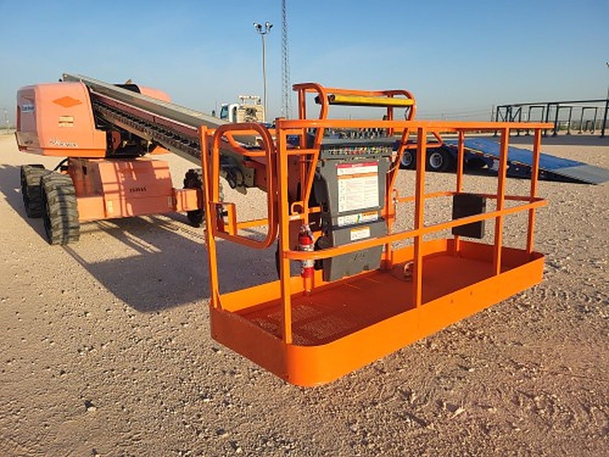 JLG 600S photo 4
