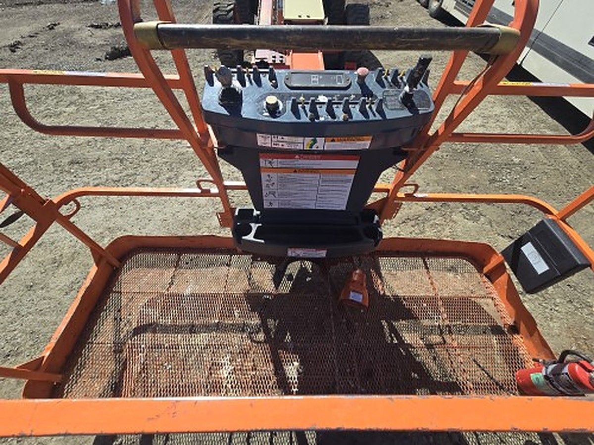 JLG 600S photo 6