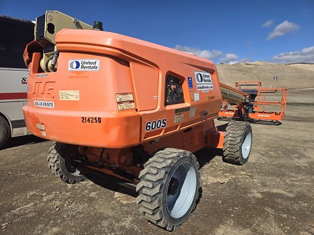 JLG 600S photo 8