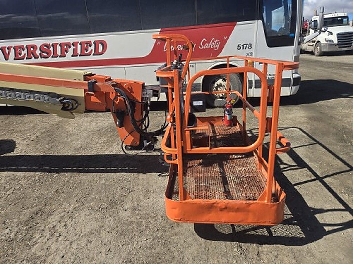 JLG 600S photo 9