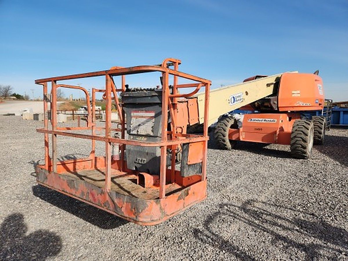 JLG 600S photo 3