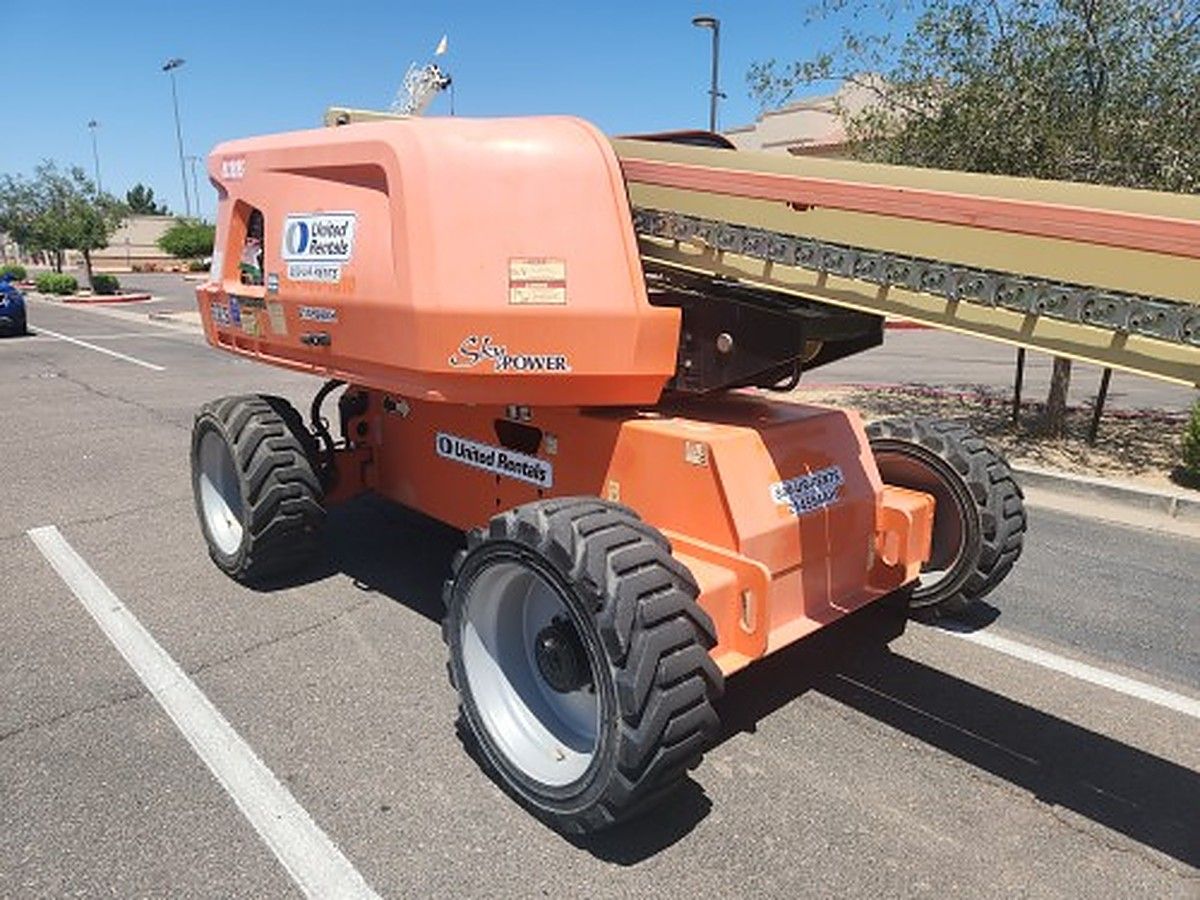 JLG 600S photo 4