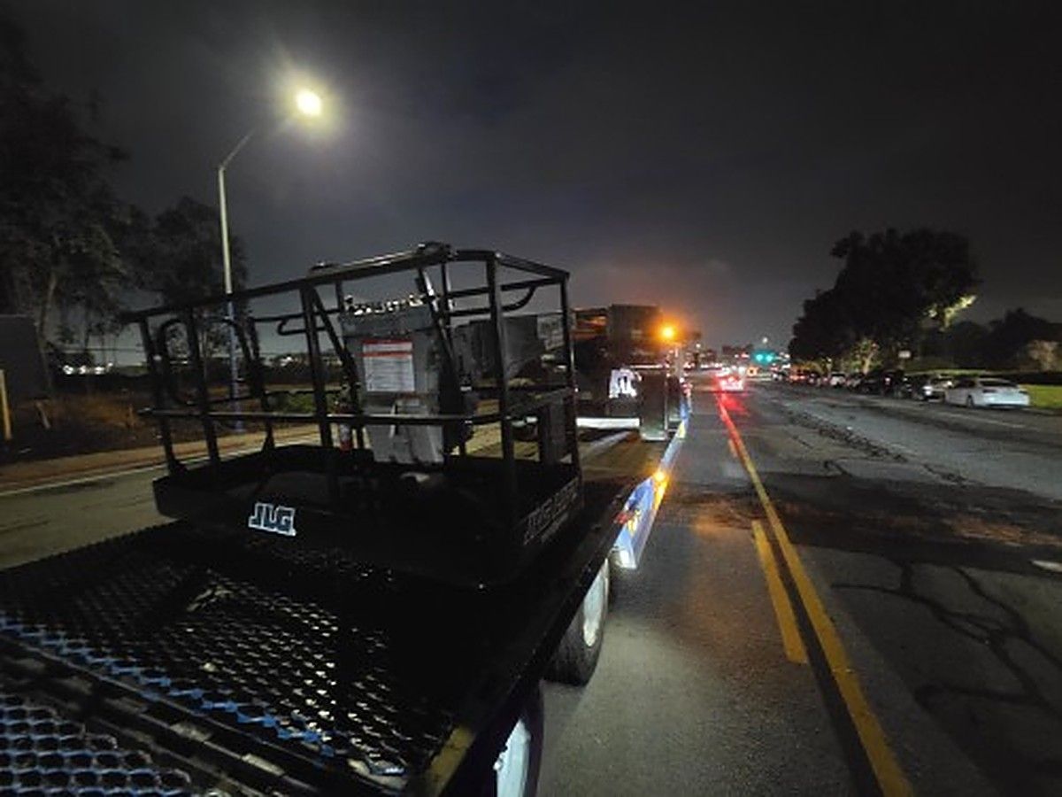JLG 600S photo 2