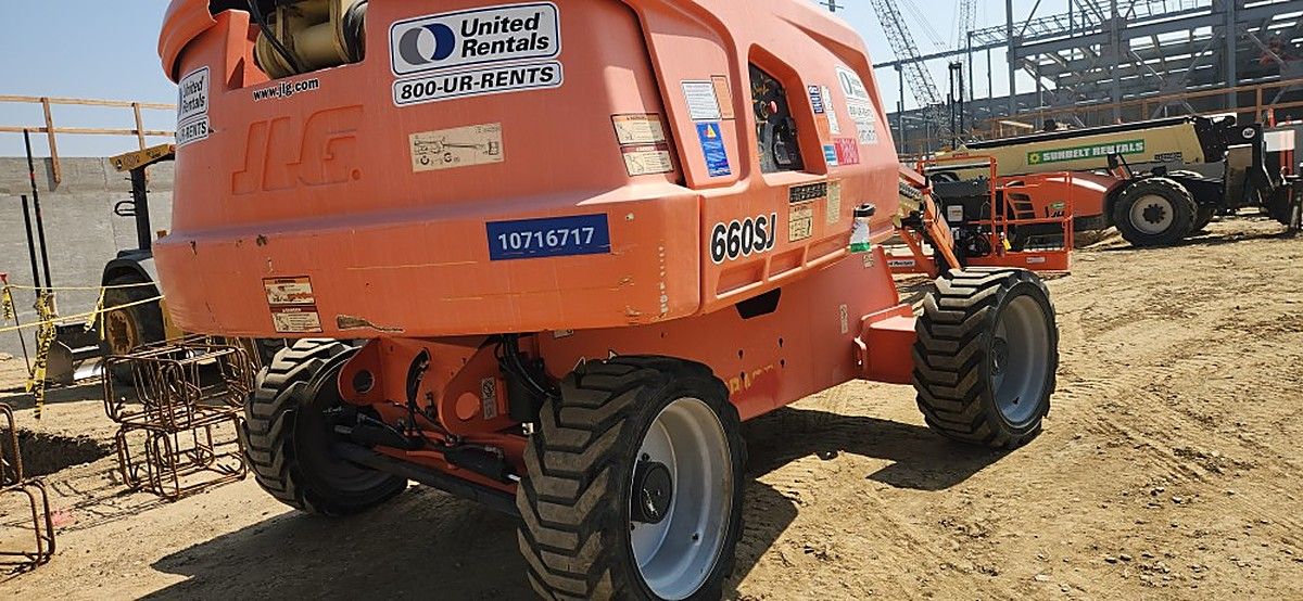 JLG 660SJ photo 3