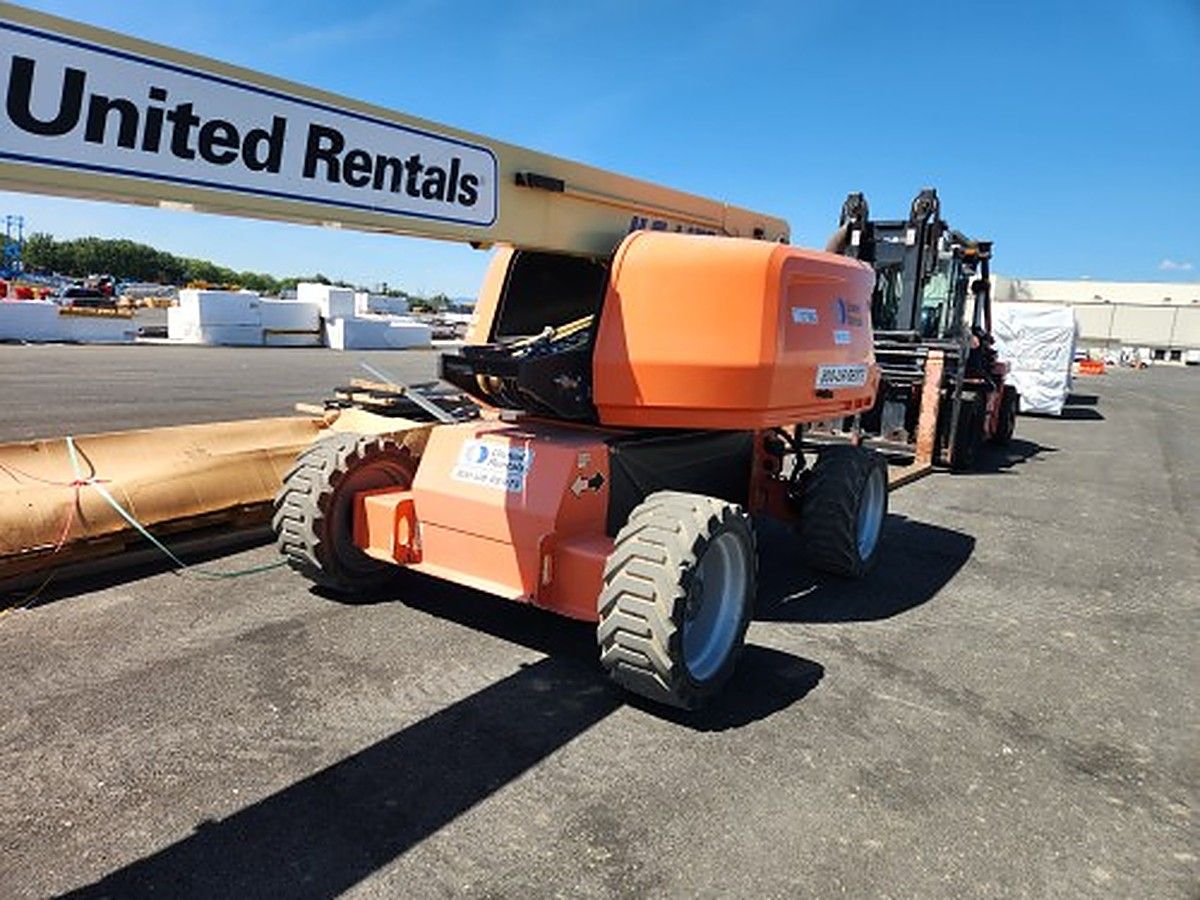 JLG 660SJ photo 2