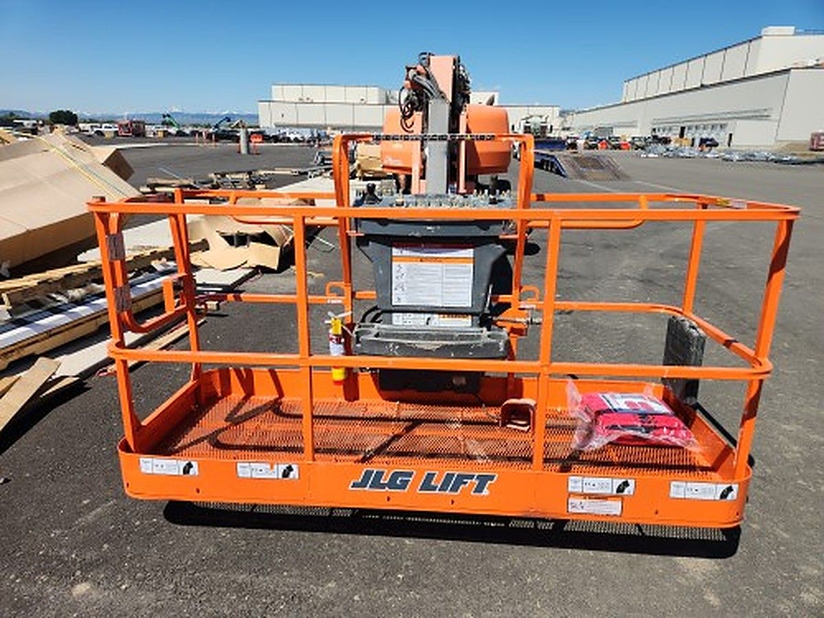 JLG 660SJ photo 3