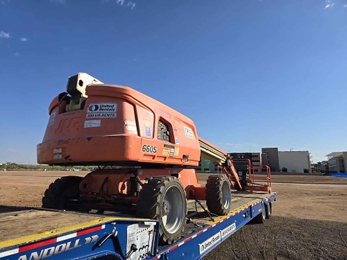 JLG 660SJ photo 9