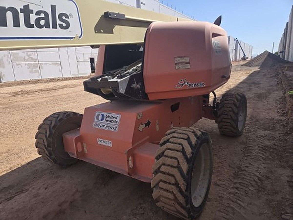 JLG 660SJ photo 2