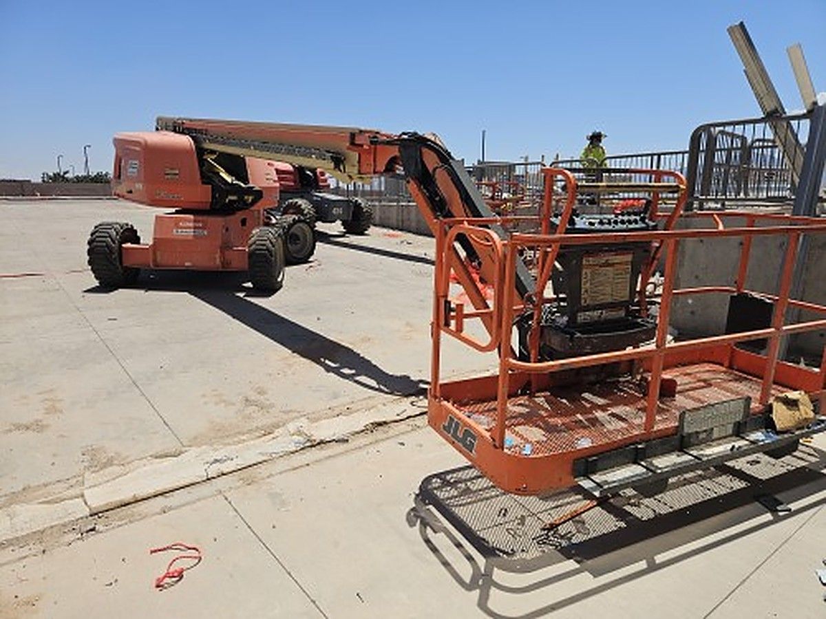 JLG 660SJ photo 5