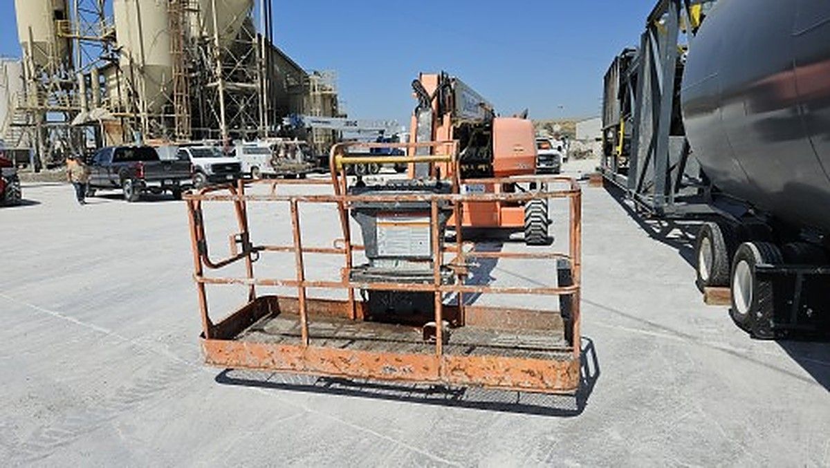 JLG 660SJ photo 7