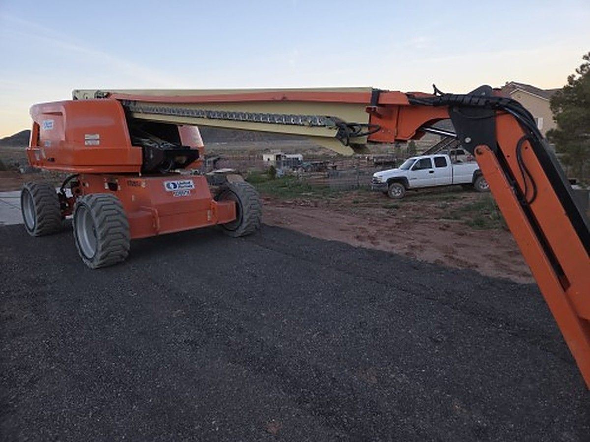 JLG 660SJ photo 2