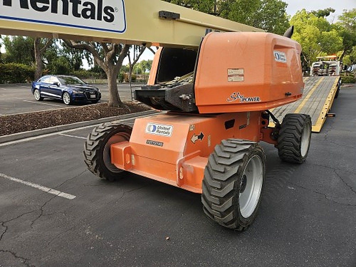 JLG 660SJ photo 2