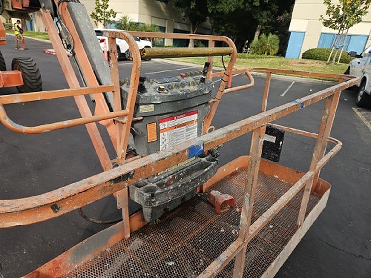 JLG 660SJ photo 5