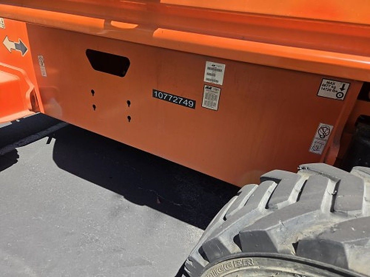 JLG 660SJ photo 9