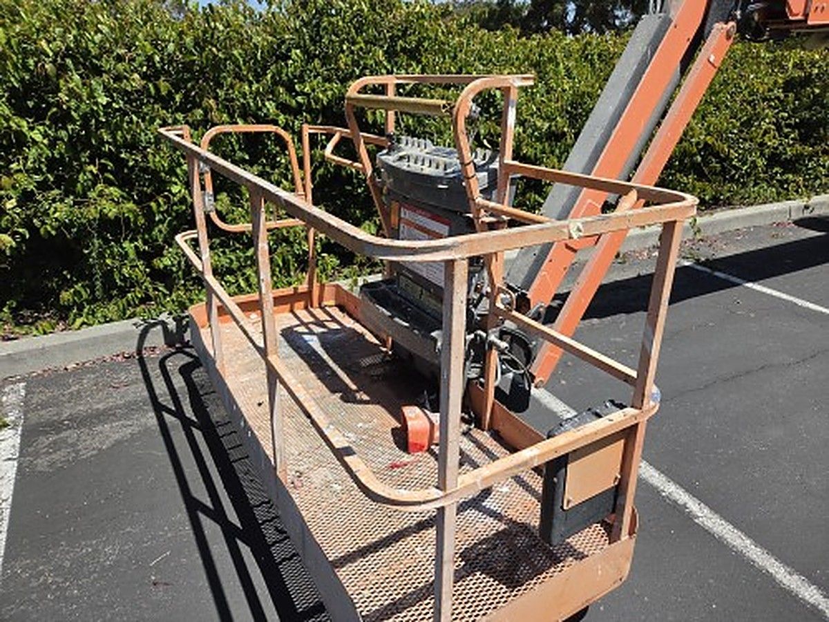 JLG 660SJ photo 10