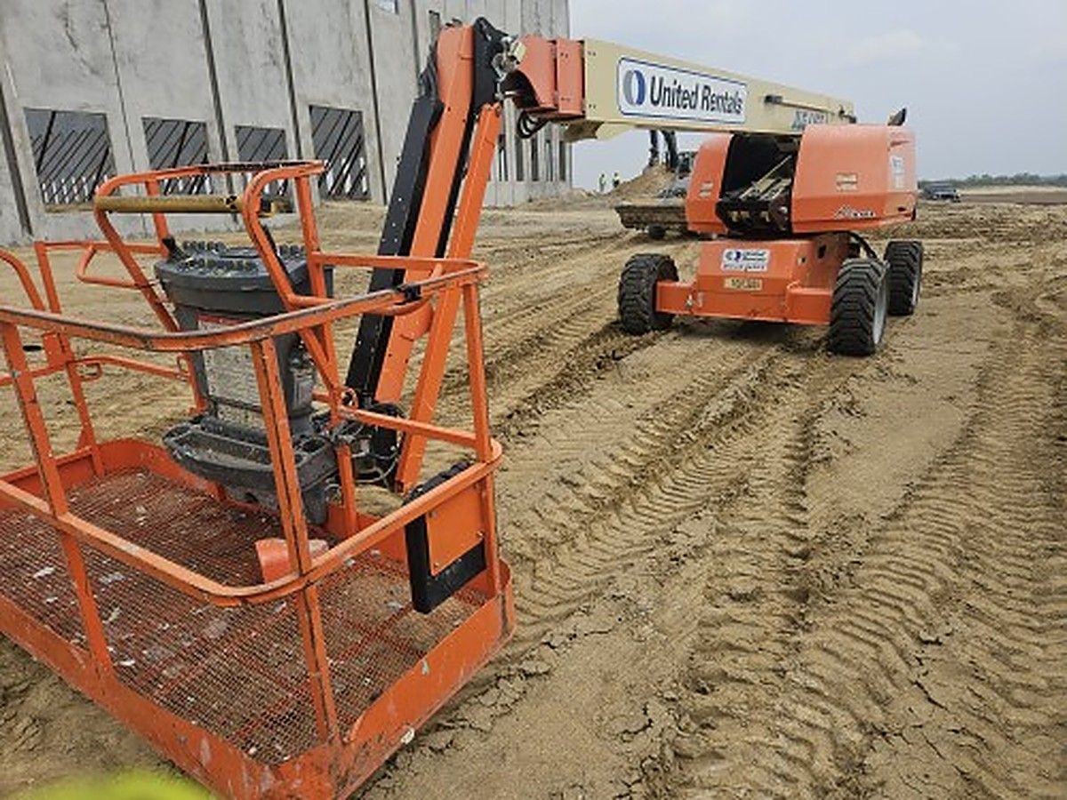 JLG 660SJ photo 4