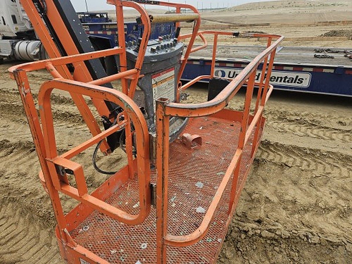 JLG 660SJ photo 5