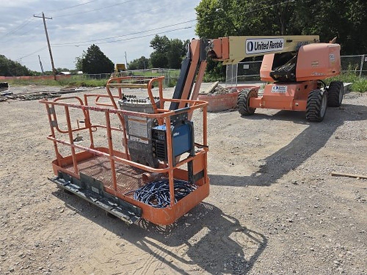 JLG 660SJ photo 4