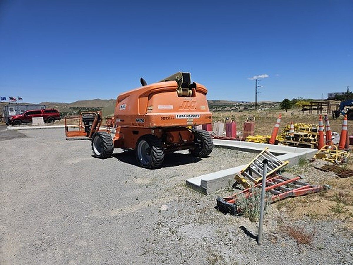 JLG 660SJ photo 11
