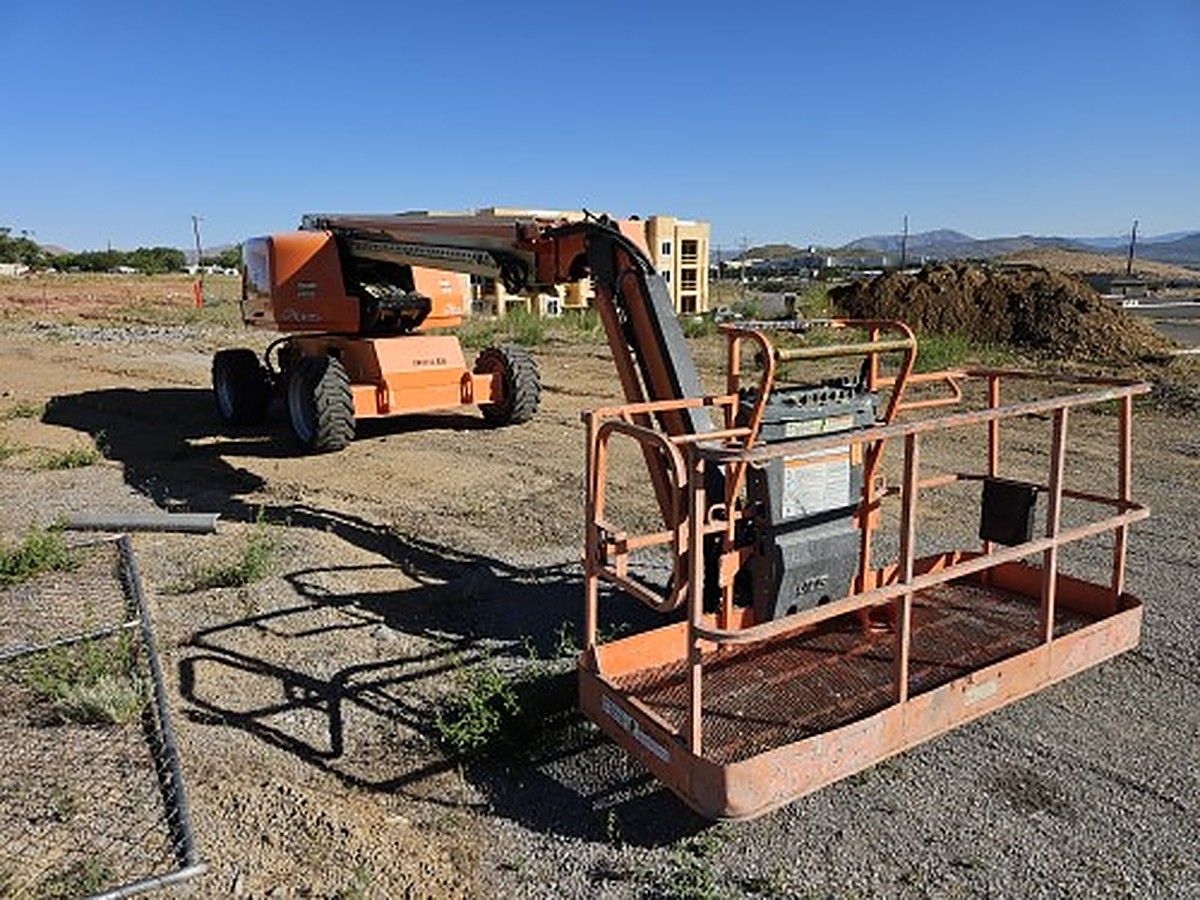 JLG 660SJ photo 3