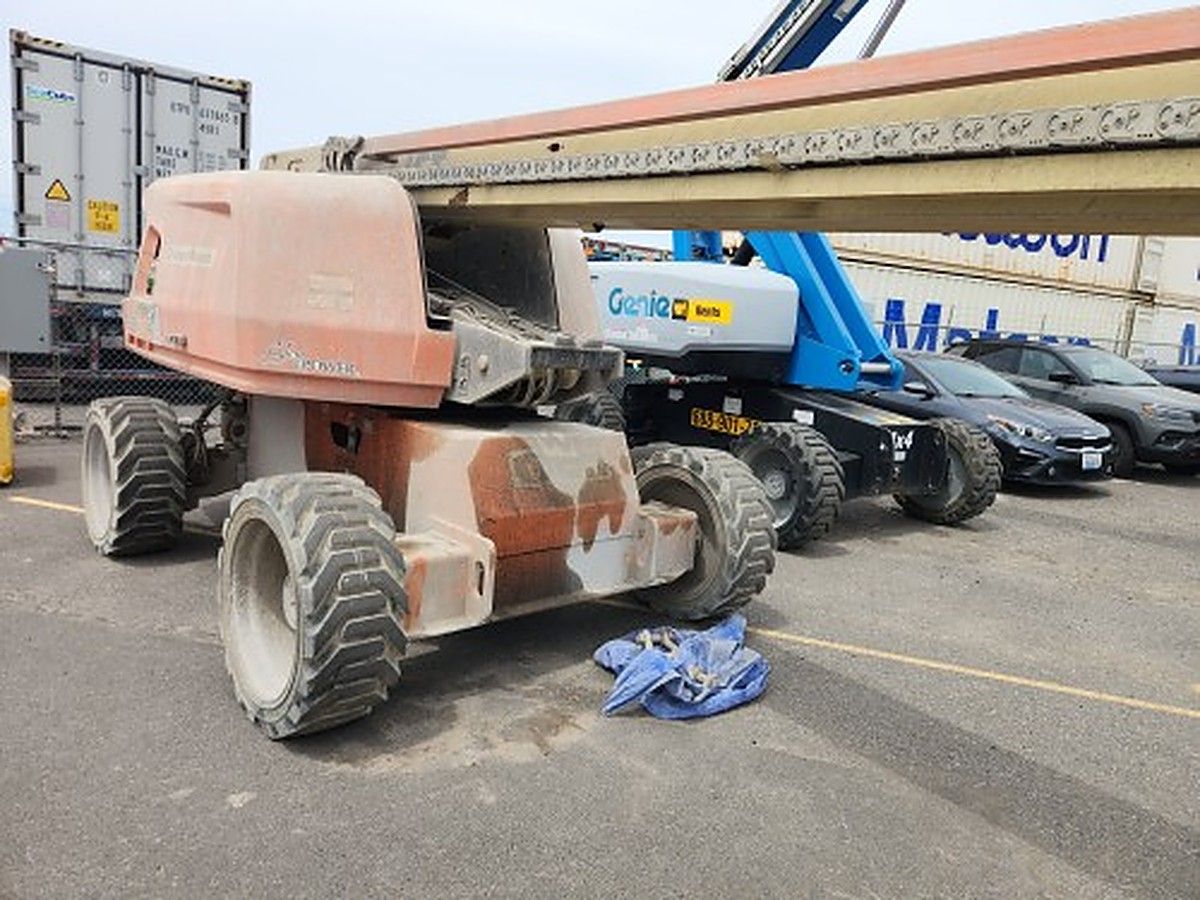 JLG 660SJ photo 3