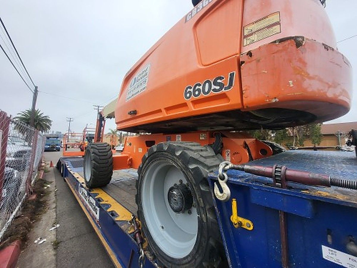 JLG 660SJ photo 2