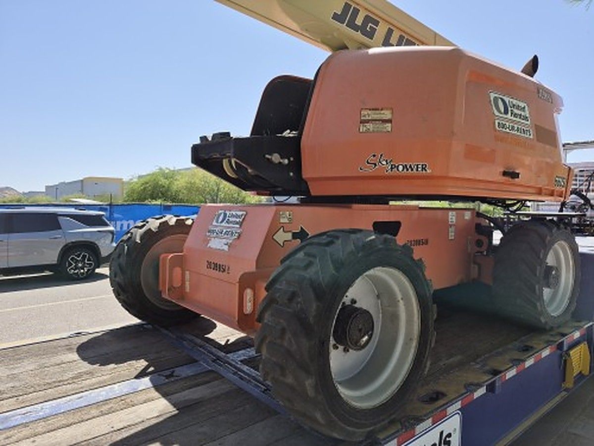 JLG 660SJ photo 2