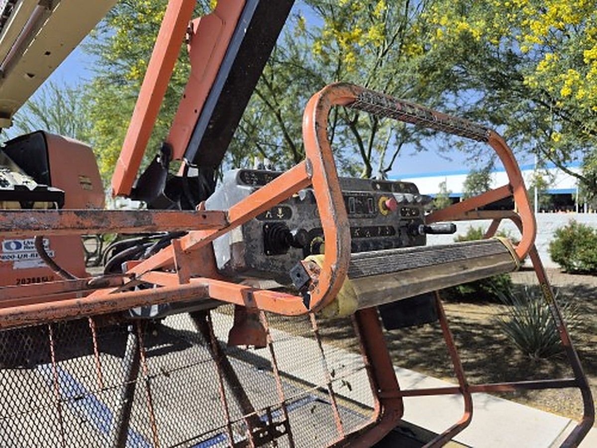 JLG 660SJ photo 5