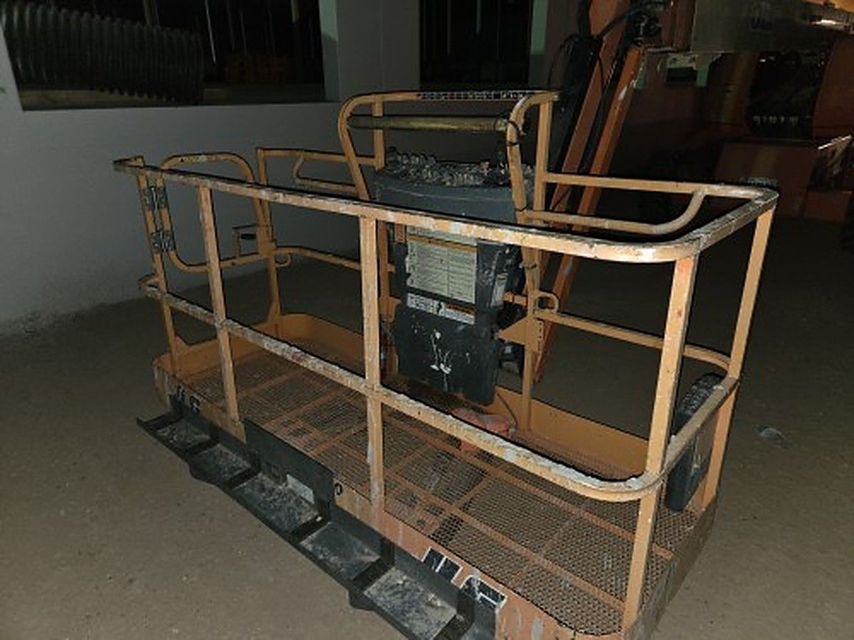 JLG 660SJ photo 10