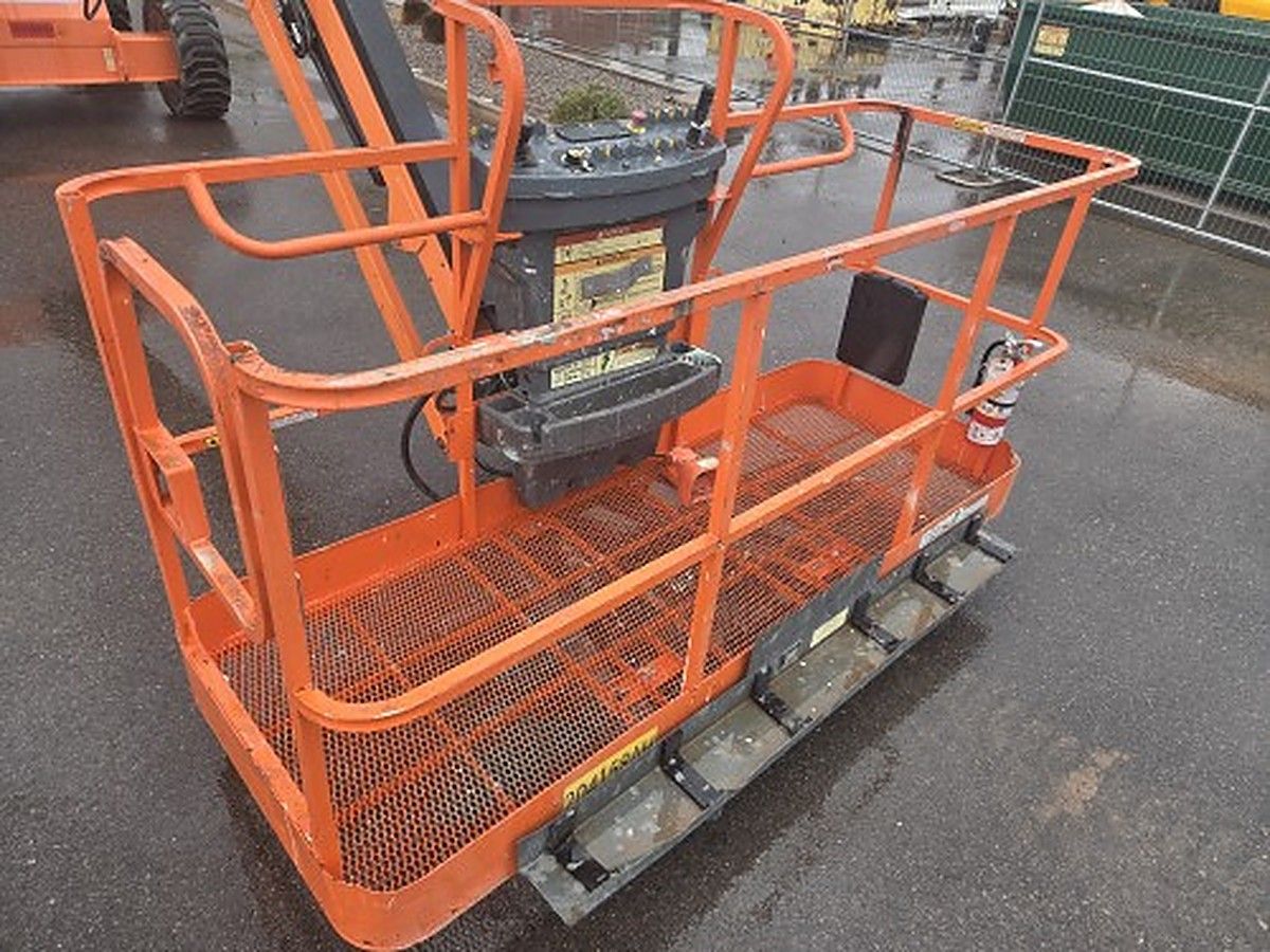 JLG 660SJ photo 15