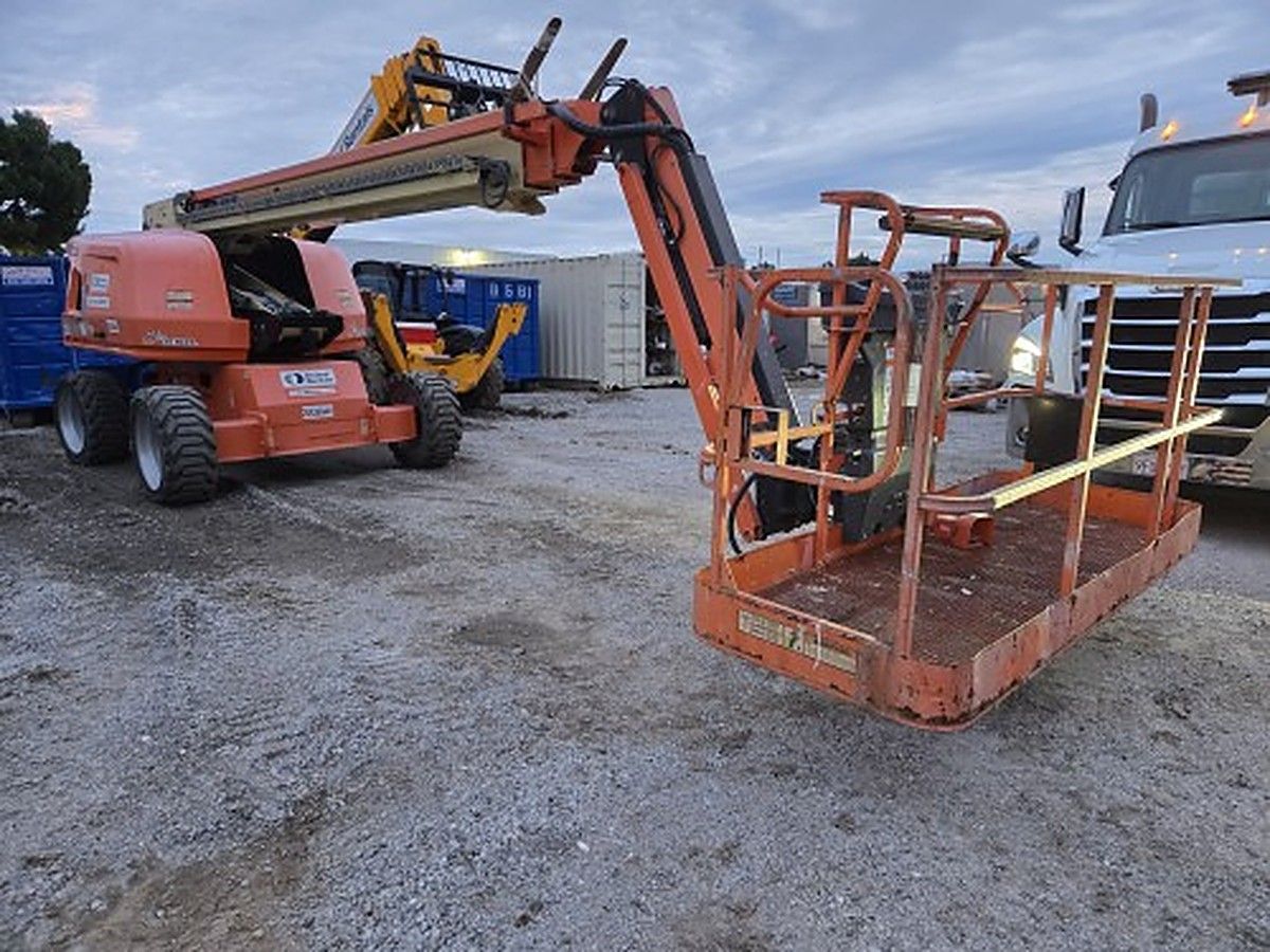 JLG 660SJ photo 3
