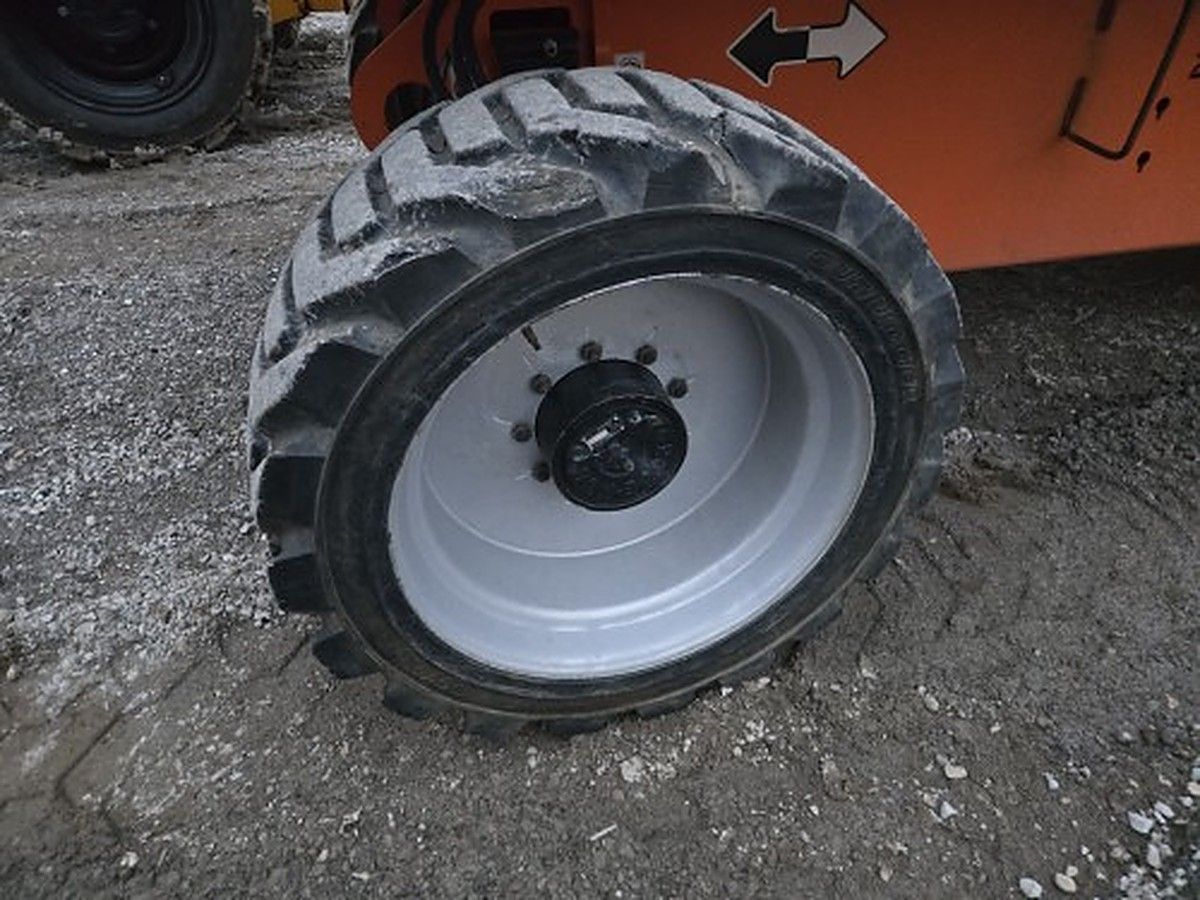 JLG 660SJ photo 10