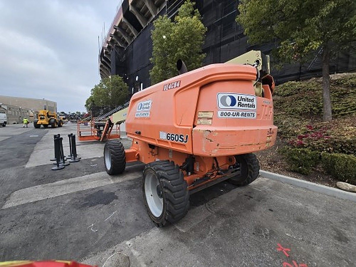 JLG 660SJ photo 3