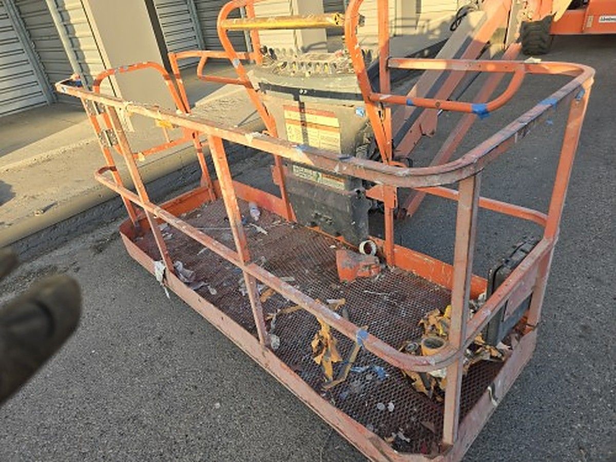 JLG 660SJ photo 10