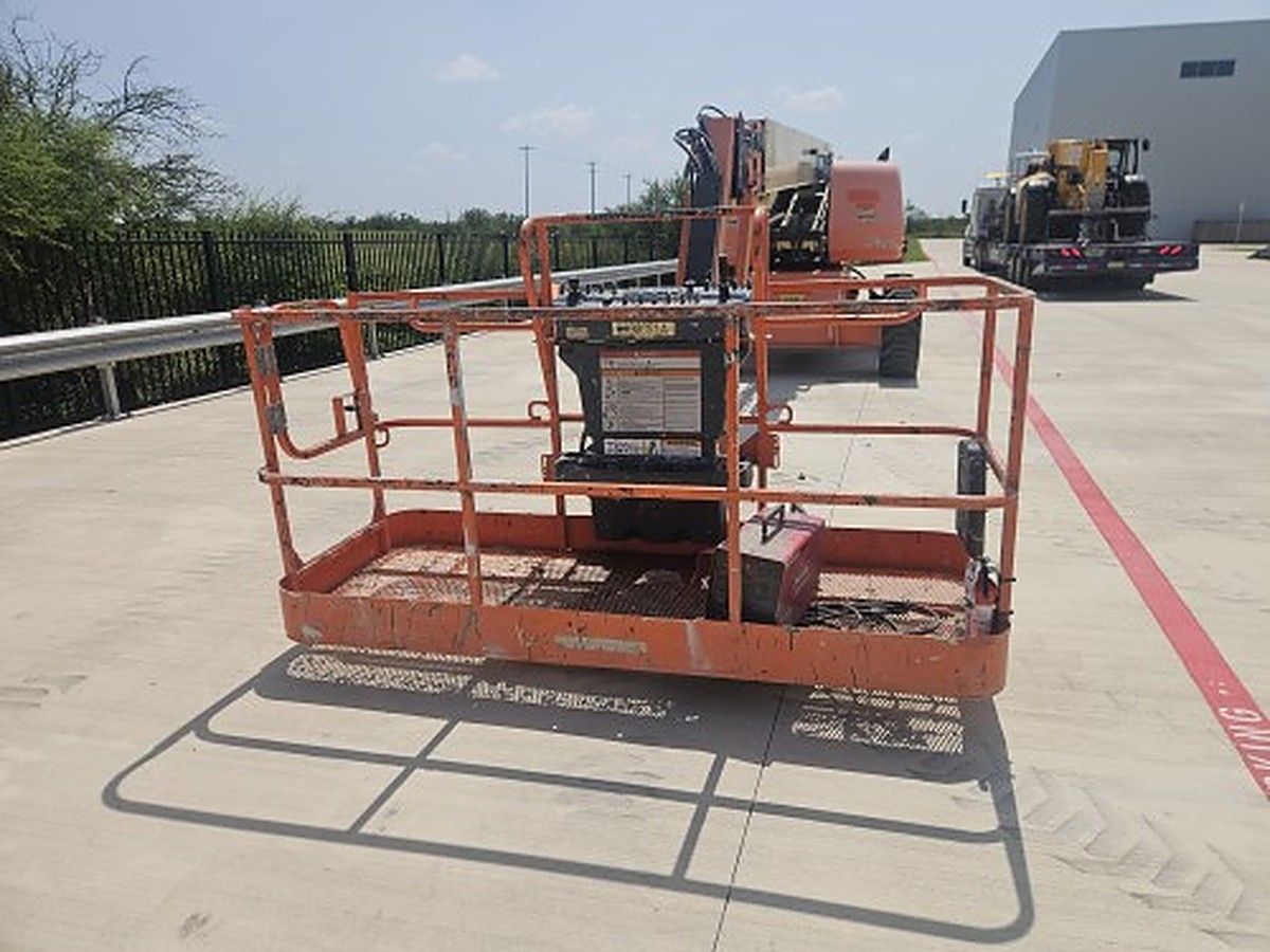 JLG 660SJ photo 5