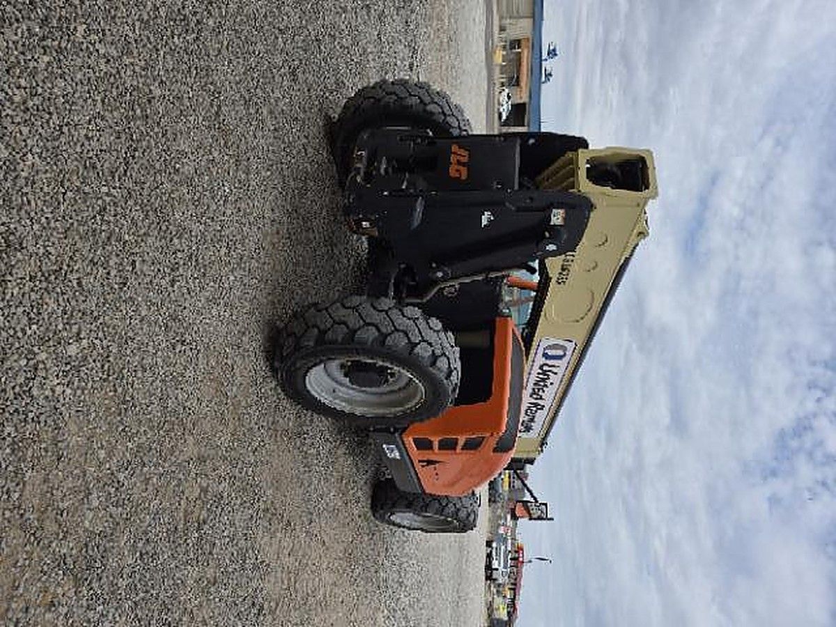JLG 742 photo 9